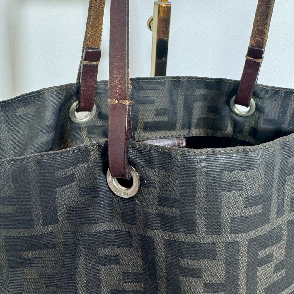 Fendi Zucca Logo Tote - Picture 4 of 9